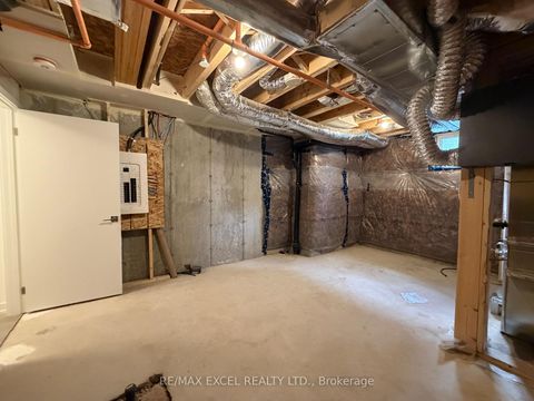 Photo 45 at 67 - 10 CALAMINT Lane, L'Amoreaux, Toronto