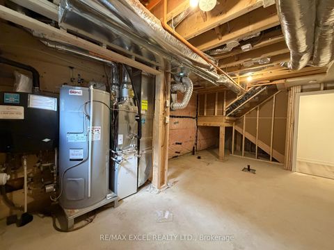 Photo 46 at 67 - 10 CALAMINT Lane, L'Amoreaux, Toronto