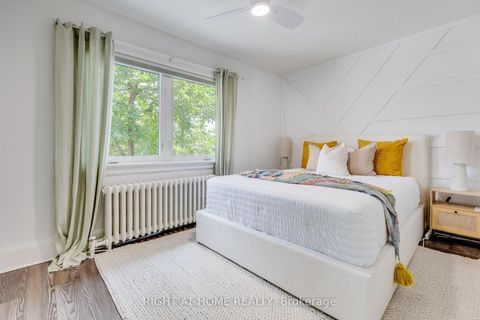 Photo 17 at 386 Winona Drive, Oakwood Village, Toronto