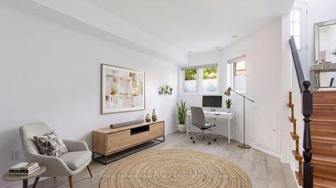 Photo 3 at 140 - 30 Merchant Lane, Dufferin Grove, Toronto