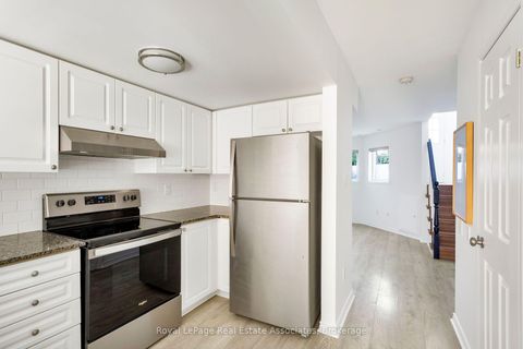 Photo 7 at 140 - 30 Merchant Lane, Dufferin Grove, Toronto