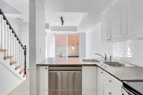 Photo 13 at 140 - 30 Merchant Lane, Dufferin Grove, Toronto
