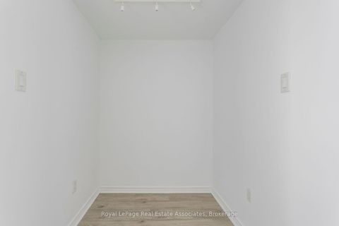 Photo 33 at 140 - 30 Merchant Lane, Dufferin Grove, Toronto