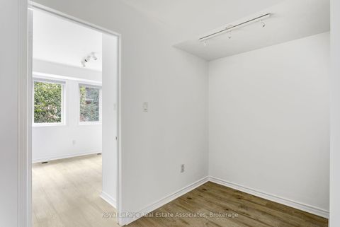 Photo 34 at 140 - 30 Merchant Lane, Dufferin Grove, Toronto