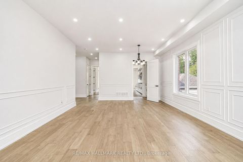 Photo 6 at 27 Sundridge Drive, Birchmount, Toronto