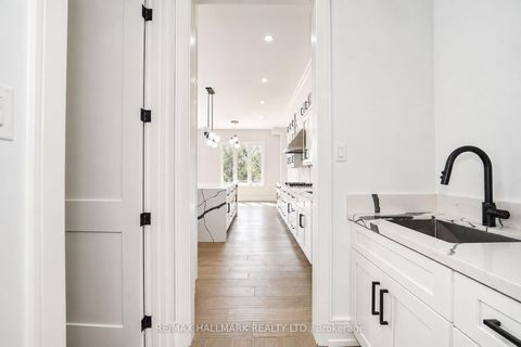 Photo 8 at 27 Sundridge Drive, Birchmount, Toronto