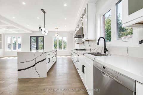 Photo 9 at 27 Sundridge Drive, Birchmount, Toronto