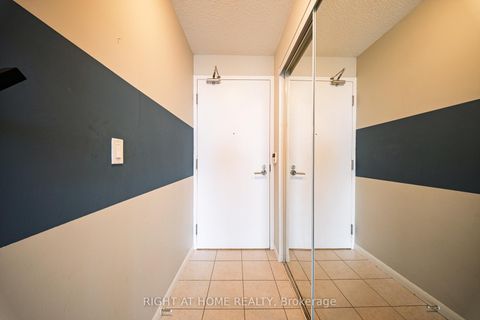 Photo 3 at 1206 - 215 Fort York Boulevard, Niagara, Toronto
