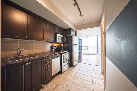 Photo 5 at 1206 - 215 Fort York Boulevard, Niagara, Toronto
