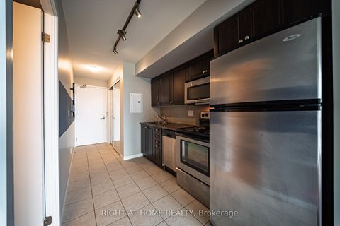 Photo 7 at 1206 - 215 Fort York Boulevard, Niagara, Toronto