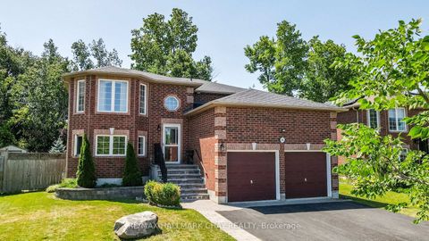 Photo 2 at 94 Sandringham Drive, Shore, Barrie