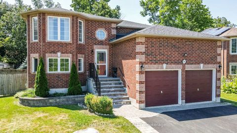Photo 3 at 94 Sandringham Drive, Shore, Barrie