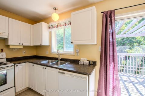 Photo 12 at 94 Sandringham Drive, Shore, Barrie