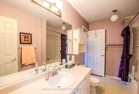 Photo 14 at 94 Sandringham Drive, Shore, Barrie