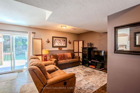 Photo 25 at 94 Sandringham Drive, Shore, Barrie