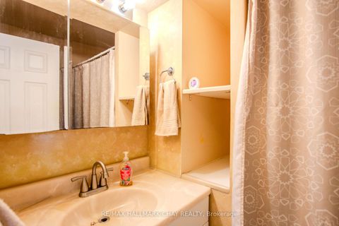 Photo 26 at 94 Sandringham Drive, Shore, Barrie