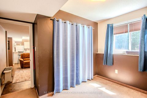 Photo 30 at 94 Sandringham Drive, Shore, Barrie