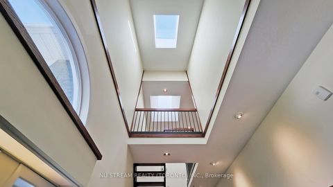 Photo 15 at 15 Bond Crescent, Oak Ridges, Richmond Hill
