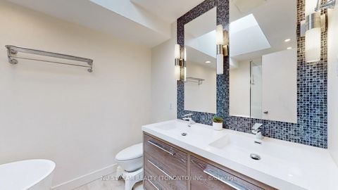 Photo 27 at 15 Bond Crescent, Oak Ridges, Richmond Hill