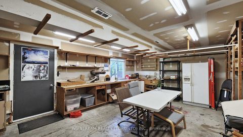 Photo 34 at 15 Bond Crescent, Oak Ridges, Richmond Hill