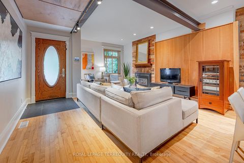 Photo 5 at 89 Leuty Avenue, The Beaches, Toronto