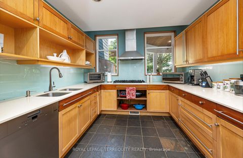 Photo 12 at 89 Leuty Avenue, The Beaches, Toronto