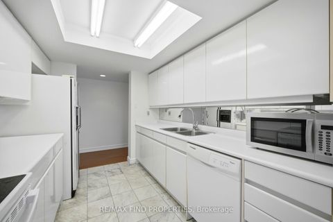 Photo 9 at 1203 - 33 University Avenue, Waterfront Communities C1, Toronto