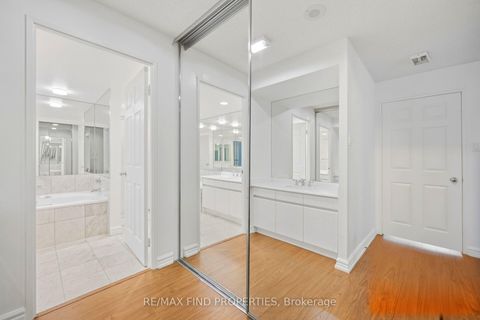 Photo 30 at 1203 - 33 University Avenue, Waterfront Communities C1, Toronto