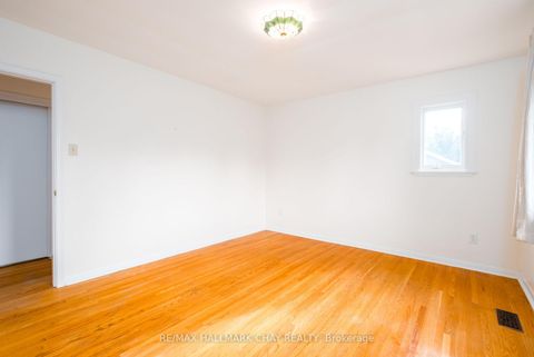 Photo 31 at 44 Amelia Street, Codrington, Barrie