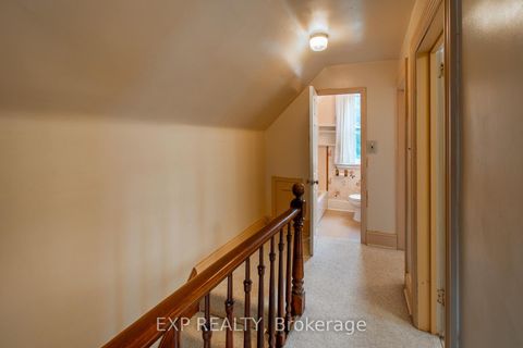 Photo 18 at 40 Marcus Street, Allandale, Barrie