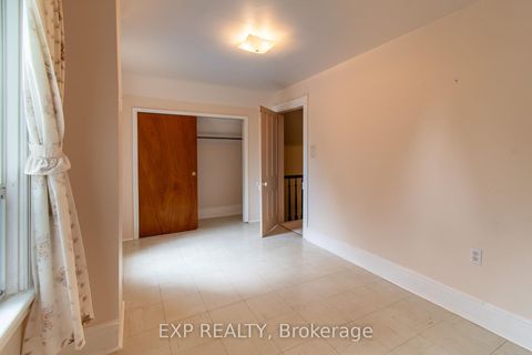 Photo 23 at 40 Marcus Street, Allandale, Barrie
