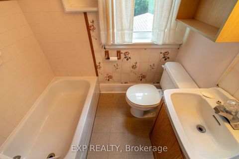 Photo 26 at 40 Marcus Street, Allandale, Barrie