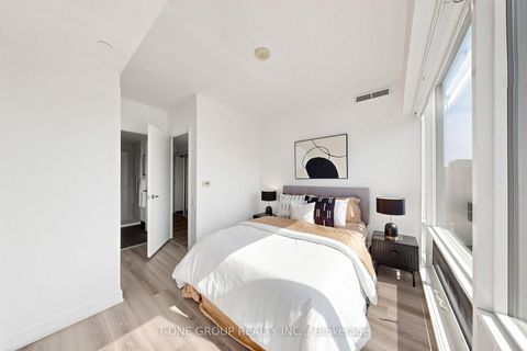 Photo 11 at 3403 - 15 Grenville Street, Bay Street Corridor, Toronto