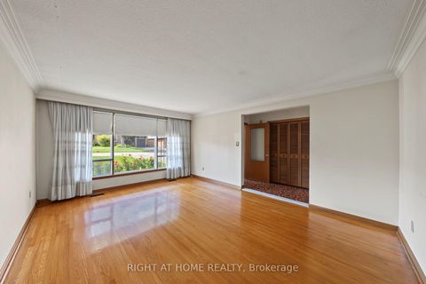 Photo 8 at 84 Raven Road, Rustic, Toronto
