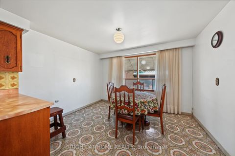 Photo 10 at 84 Raven Road, Rustic, Toronto