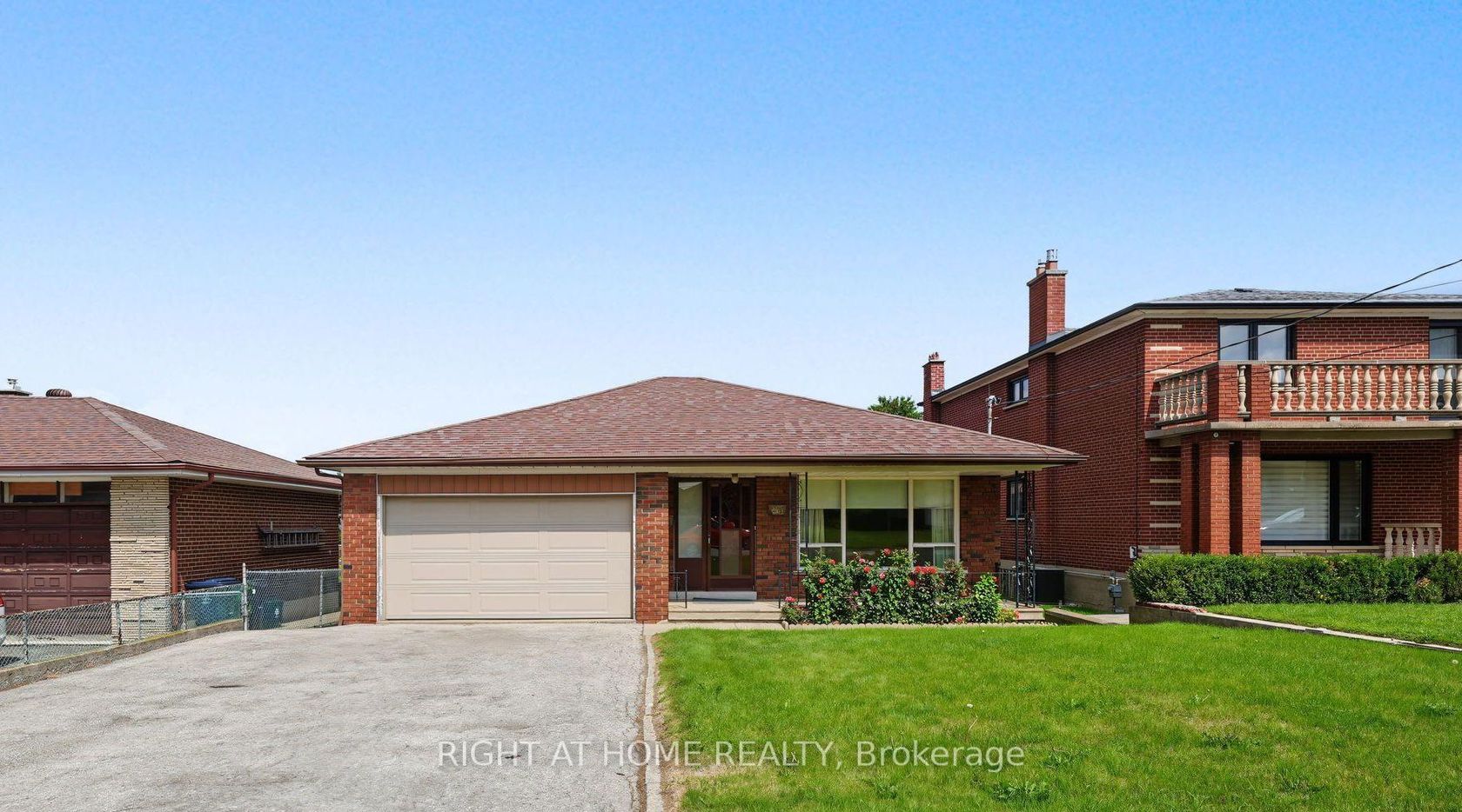 84 Raven Road, Rustic, Toronto 
