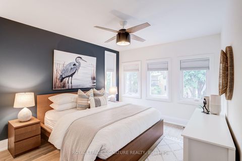 Photo 18 at 222 Queensdale Avenue, East York, Toronto