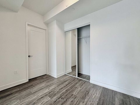 Photo 7 at 2832 W - 135 Lower Sherbourne Street, Waterfront Communities C8, Toronto