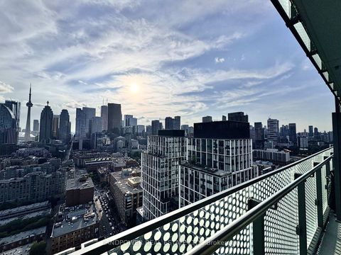 Photo 10 at 2832 W - 135 Lower Sherbourne Street, Waterfront Communities C8, Toronto