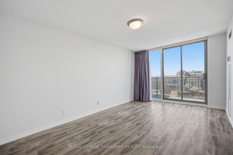 Photo 14 at 3603 - 750 Bay Street, Bay Street Corridor, Toronto