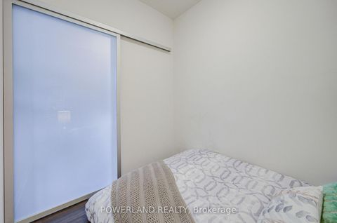 Photo 12 at 807 - 52 Forest Manor Road, Henry Farm, Toronto