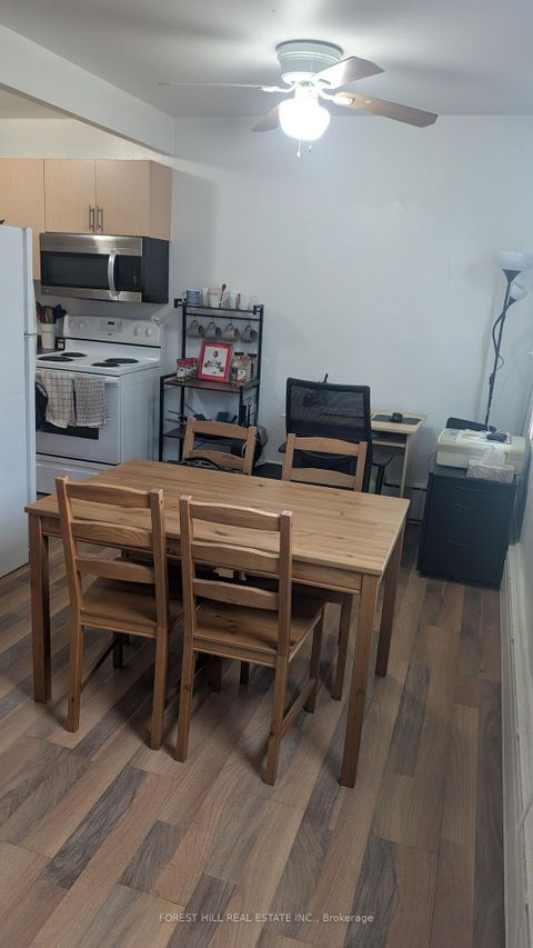 Photo 3 at 305 - 55 Neptune Drive, Lawrence, Toronto