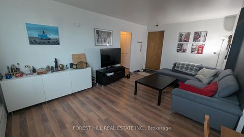 Photo 6 at 305 - 55 Neptune Drive, Lawrence, Toronto