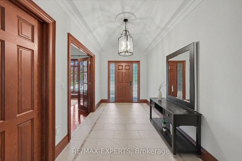 Photo 5 at 91 Napier Street, Kleinburg, Vaughan