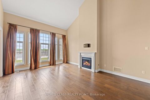 Photo 9 at 31 Munsie Drive, Nobleton, King