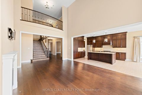 Photo 13 at 31 Munsie Drive, Nobleton, King