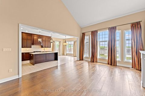Photo 15 at 31 Munsie Drive, Nobleton, King