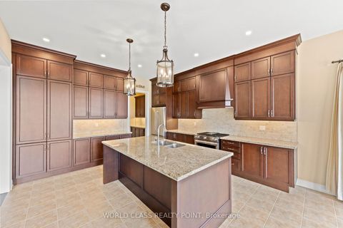 Photo 17 at 31 Munsie Drive, Nobleton, King
