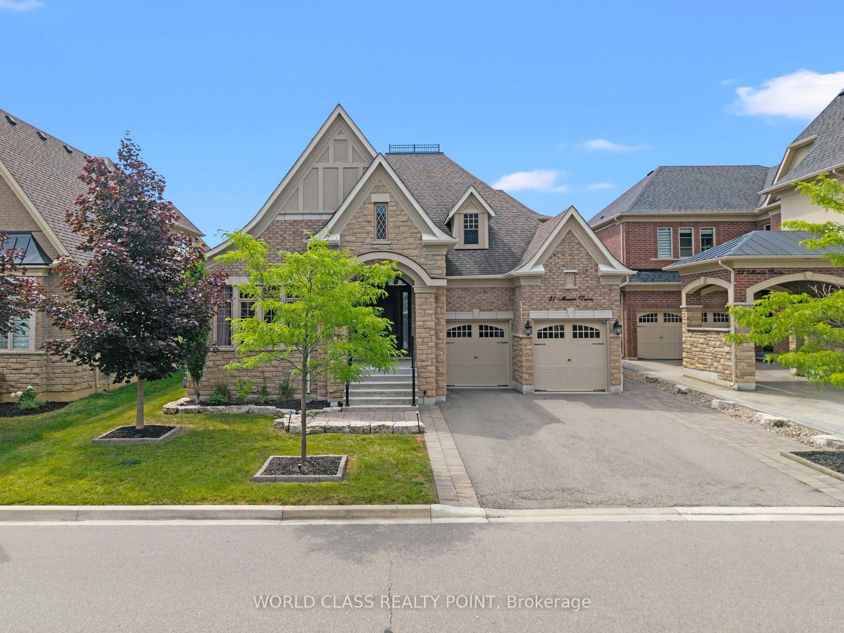 31 Munsie Drive, Nobleton, King photo number 2