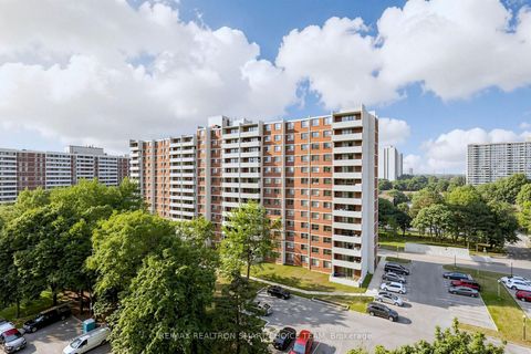 Photo 32 at 907 - 1250 Bridletowne Circle, L'Amoreaux, Toronto